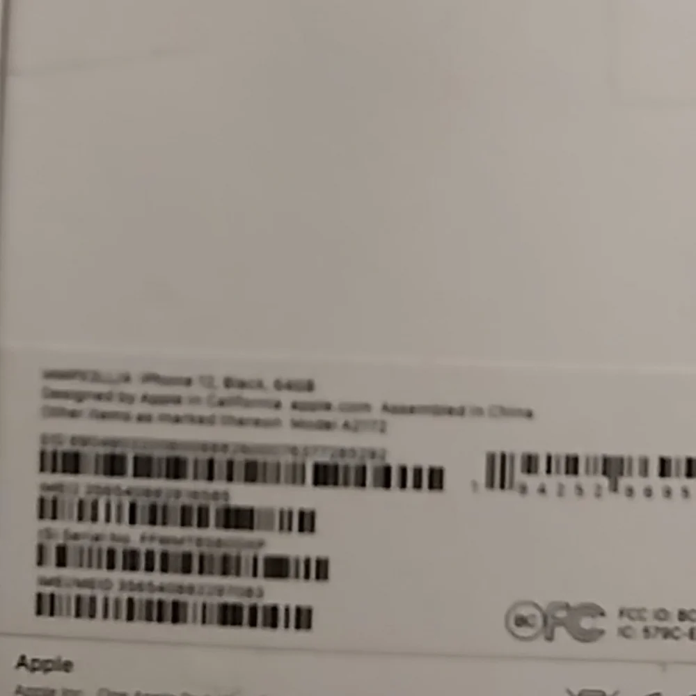 iPhone 12 Box